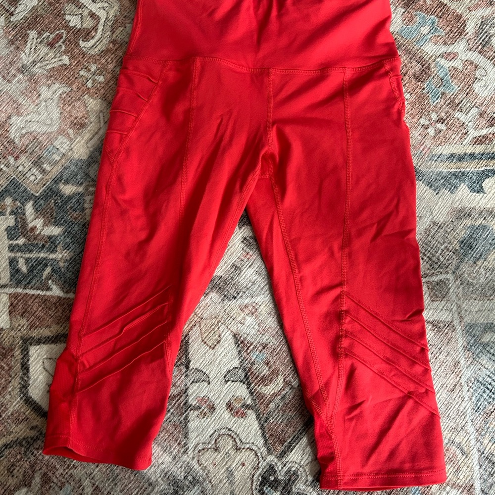 Oiselle Portman Moto Crop Pants Capri Tights – Blaze Red-Orange – Size Small